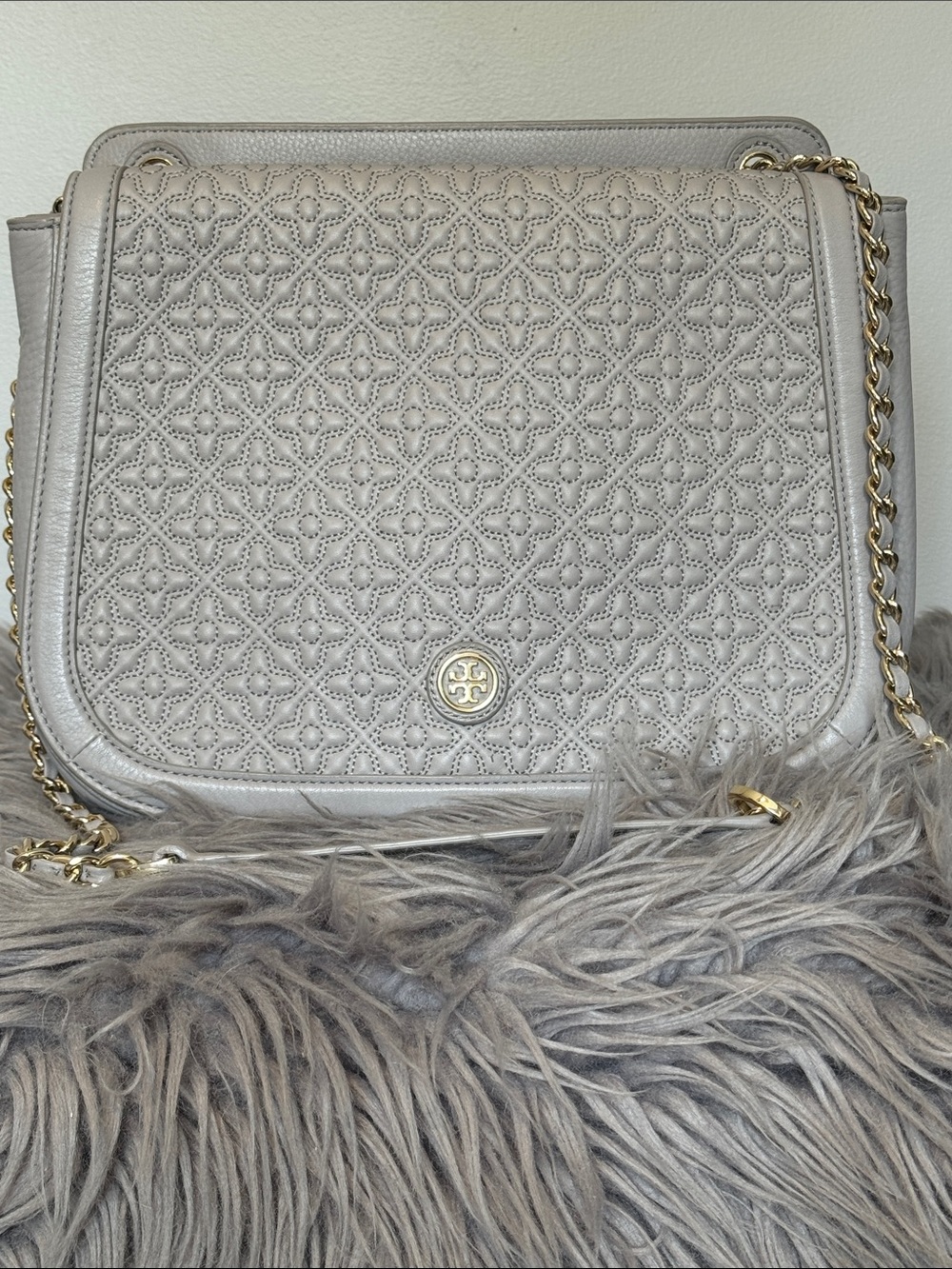 Tory Burch Bryant Quilted Leather Convertible Shoulder/Crossbody Bag in Lilac